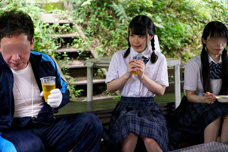 「男の人が私の体液飲んでくれると濡れちゃうんです…」体液飲まれたがりのけなげな痴女子校生と体液飲まされいちゃいちゃSEX 2学期 15枚目